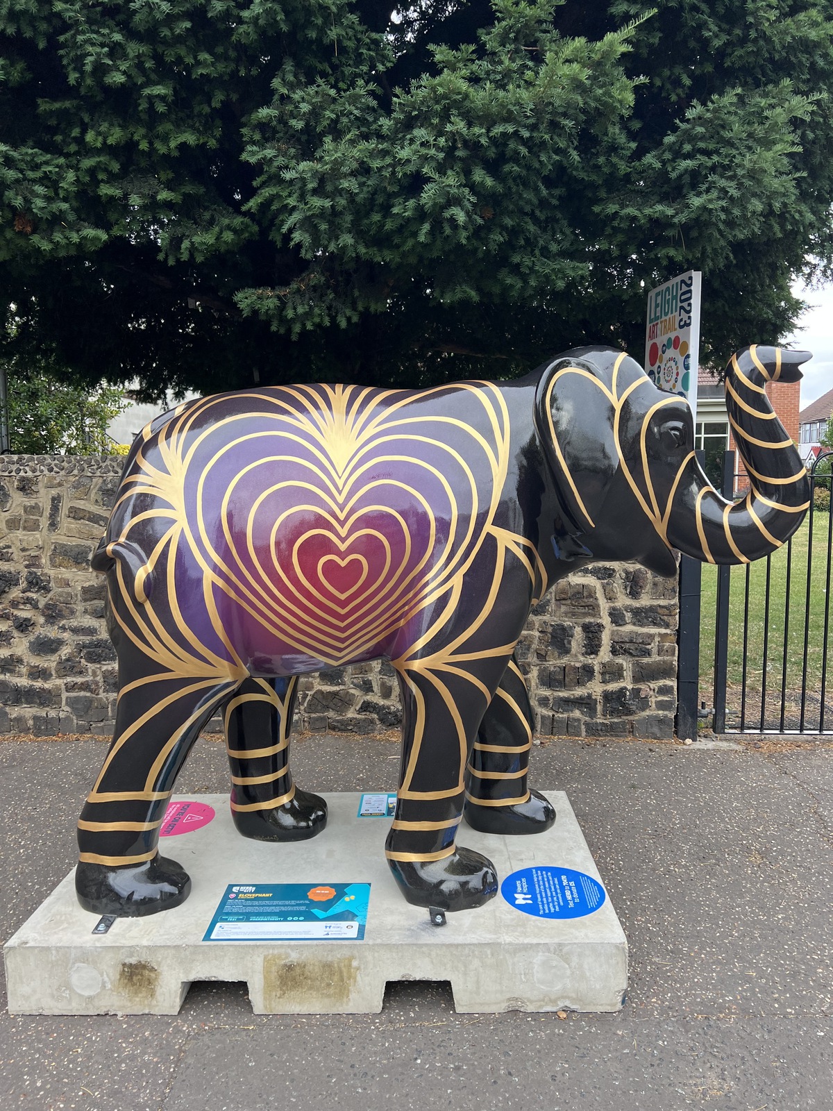 Picture of 'Elovephant' elephant on Leigh Road